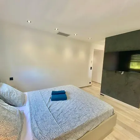 Villa Maria 8/10 Pax Piscine Et Spa *