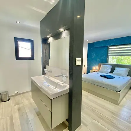Maria 8/10 Pax Piscine Et Spa Villa