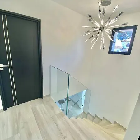 Villa Maria 8/10 Pax Piscine Et Spa Fréjus